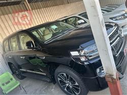 تۆیۆتا لاند کروزەر